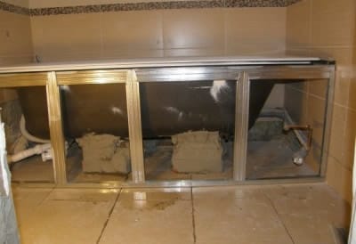 Каркас из металлического профиля для короба под ванну