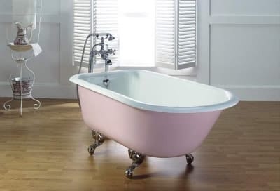 Как обновить старую чугунную ванну: стоит ли это делать