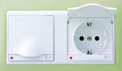 Розетка для подключения полотенцесушителя 