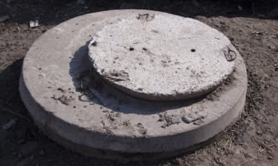 Железобетонная крышка для выгребной ямы