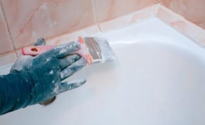 Как обновить старую чугунную ванну:  метод холодной эмалировки