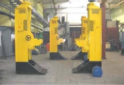 Железнодорожный домкрат