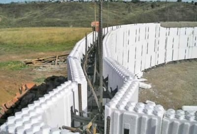 Бассейн своими руками: вариант из пенополистирольных блоков