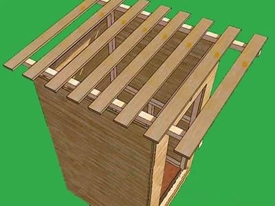 Постройка крыши для туалета на даче