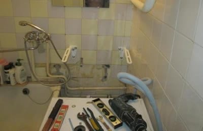 Установка раковины над стиральной машиной