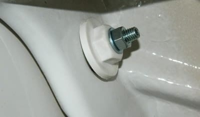 Установка раковины на подставке