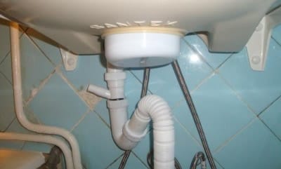 Раковина над стиральной машиной: установка смесителя