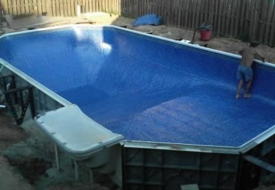 Бассейн своими руками:  монтаж пленки