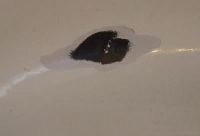 Эмаль для реставрации ванн: шпаклевание дефектов