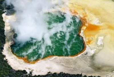 Геотермальный источник