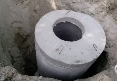 Стенки выгребной ямы 