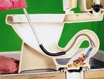 Трос для чистки унитаза