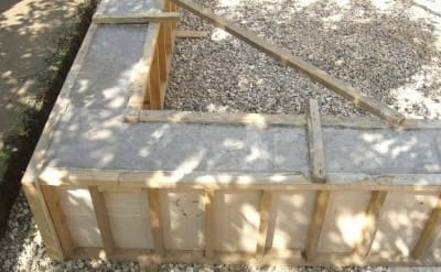 Фундамент для туалета и душа готов