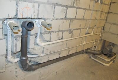 Скрытый монтаж труб