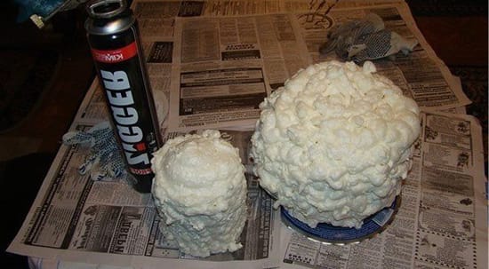 Берем железное ведро или банку и опрыскиваем его монтажной пеной Берем железное ведро или банку и опрыскиваем его монтажной пеной