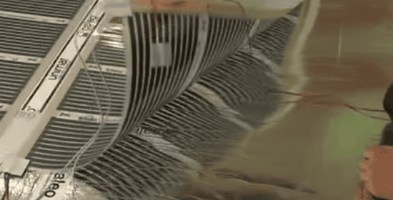 Делаем вырез в теплоизоляционном материале