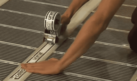 Фиксируем слои скотчем