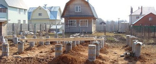 Фундамент из асбестоцементных труб готов