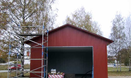 Гараж из металлопрофиля