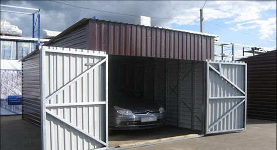 Гараж из профнастила своими руками