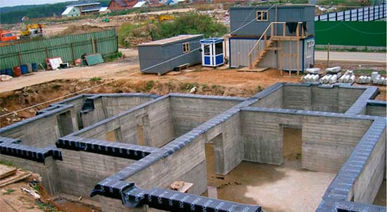 Горизонтальная гидроизоляция фундамента