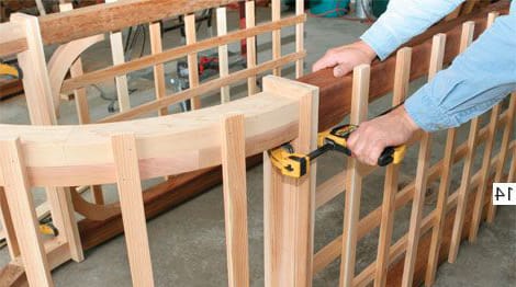 Каркас для садовой арки из дерева готов