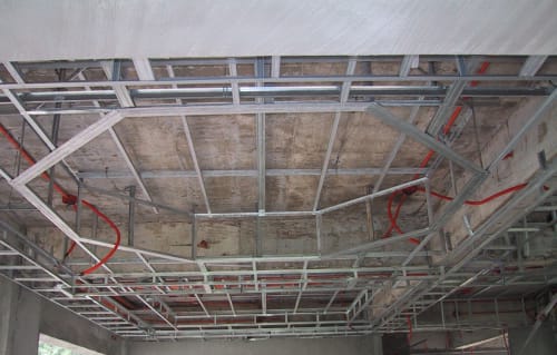 Каркас двухуровневого потолка