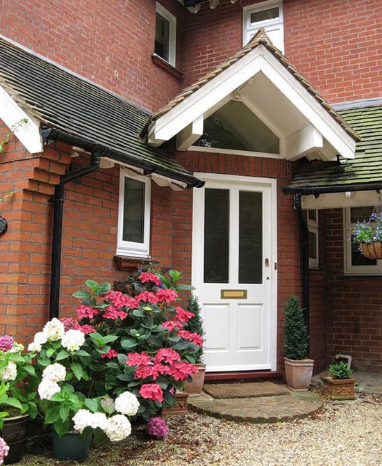 Козырек над крыльцом своими руками