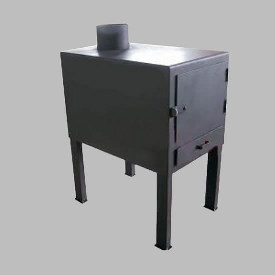 Крепим ножки из отрезков металлического уголка