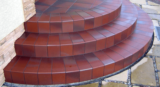 Крыльцо из кирпича своими рукамиКрыльцо из кирпича своими руками