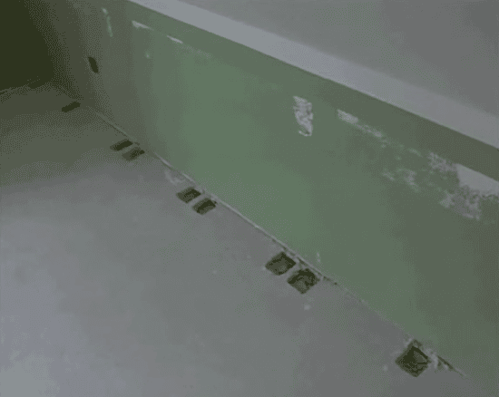 Места под проводку теплого пленочного пола