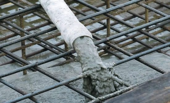 Можно ли заливать фундамент частями