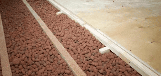 Насыпаем керамзит