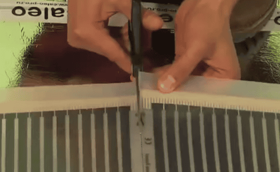 Обратите внимание как правильно обрезать термопленку