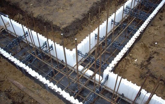 Образец установки арматуры для ленточного фундамента