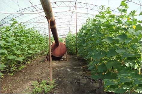 Печь буржуйка для теплицы (дымоход)