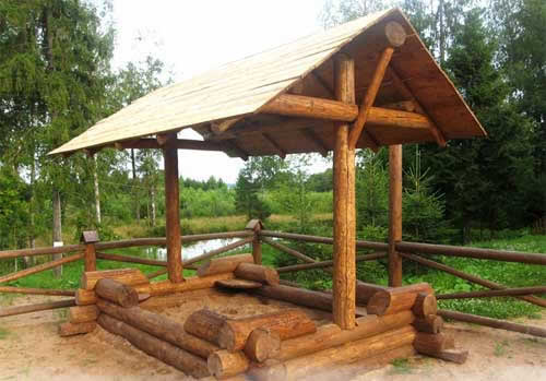 Песочница в виде колодца