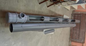 Пластиковая труба, служащая для подачи воды