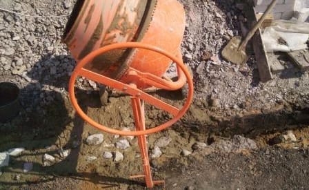 Процесс смешивания раствора