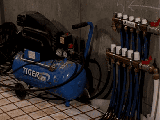 Проверяем систему водяного теплого пола на герметичность