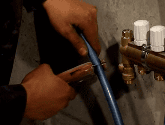 Соединение трубы с коллектором