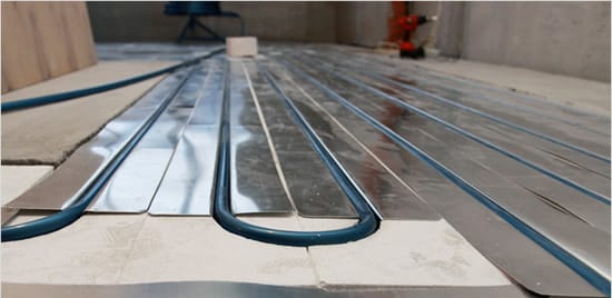 Специальные пенопластовые плиты для укладки труб теплого пола