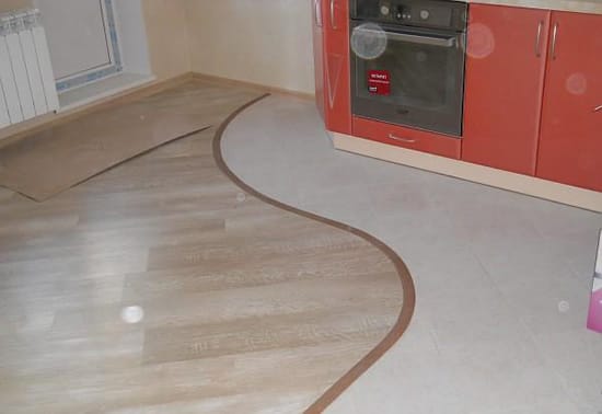 Стыковка ламината с плиткой