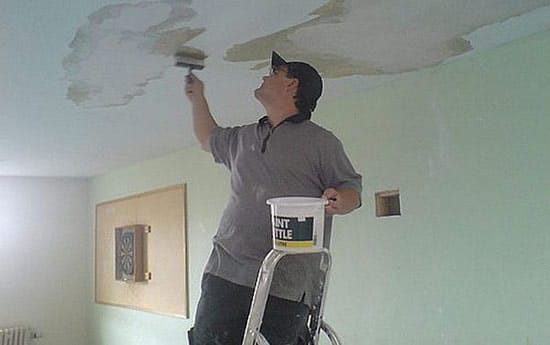 Технология оштукатуривания потолка