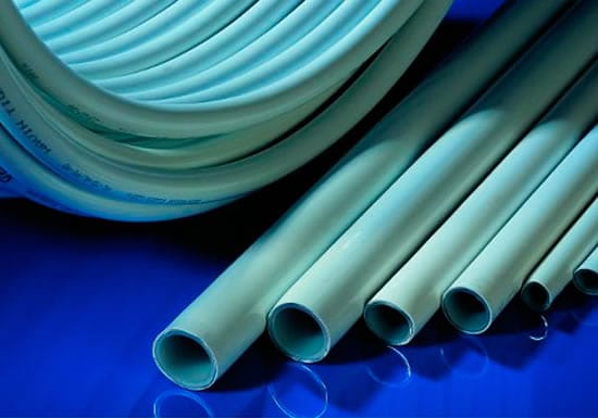 Трубы для водяного отопления - фото