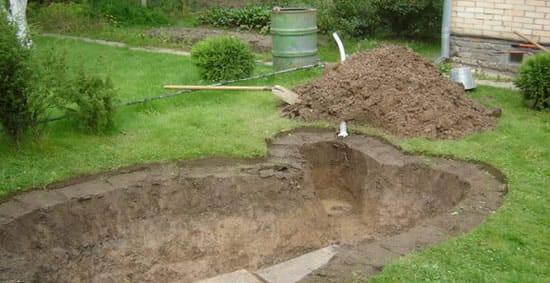 Убираем остатки земли