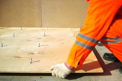 Основной нижний фанерный лист регулируемого пола