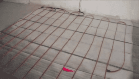 Укладка нагревательного кабеля на пол - фото