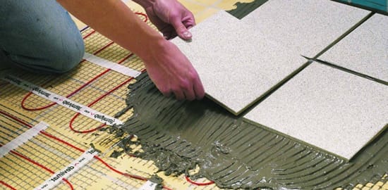 Укладка плитки на теплый пол