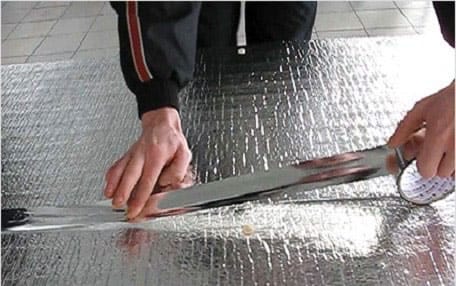 Укладка твердой теплоизоляции на пол